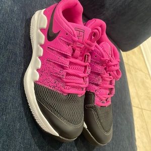Women’s Nike shoes